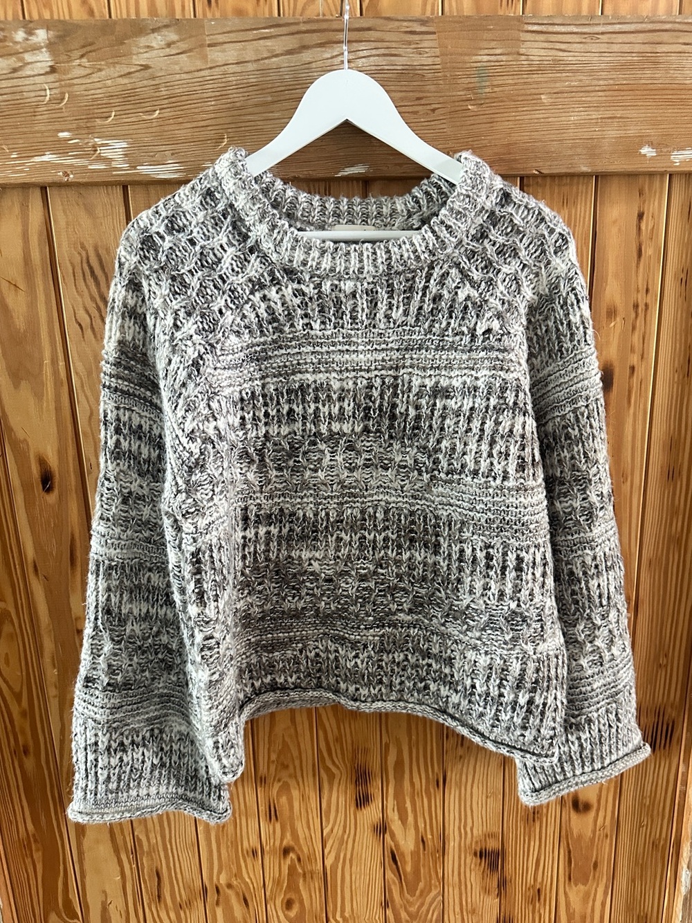 Universal Thread Marled Crewneck Sweater in Gray & Cream
